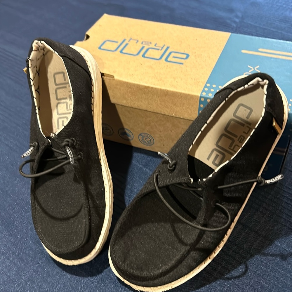 Hey Dude Boys childrens slip on shoes size K13